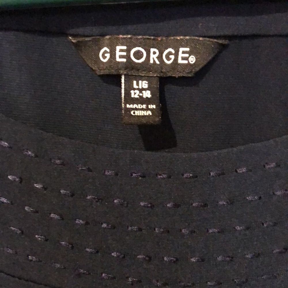 Navy poly top size L - Picture 2 of 3